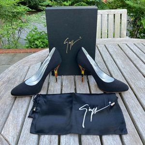 GIUSEPPE ZANOTTI Black Grosgrain Pumps with Multicolored Heels Size 36.5